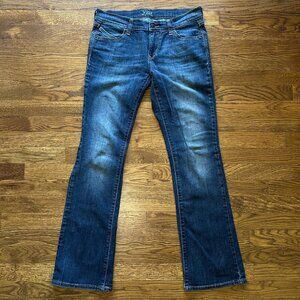 Old Navy -Diva Low Rise, Boot Cut, Medium Wash Jeans - Size 6 Regular